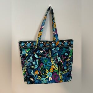 Vera Bradley Tote